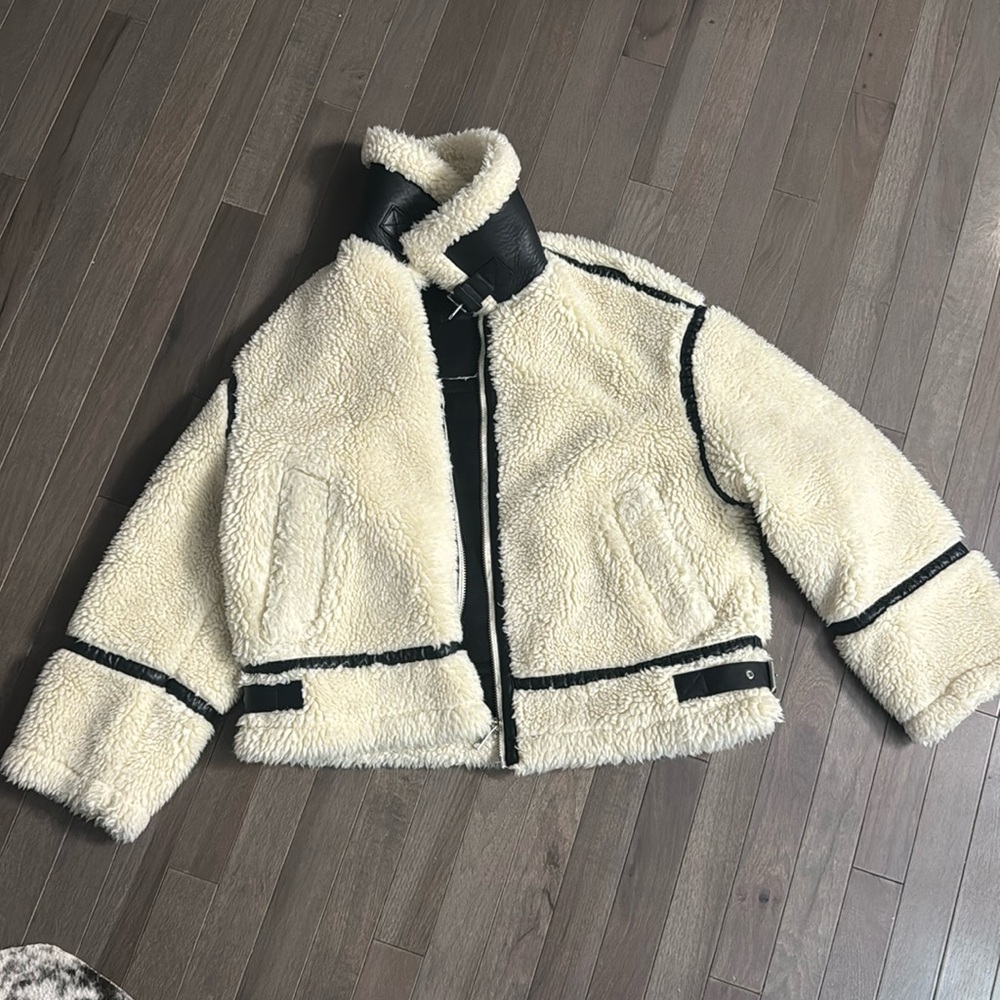 Zara sherling bomber